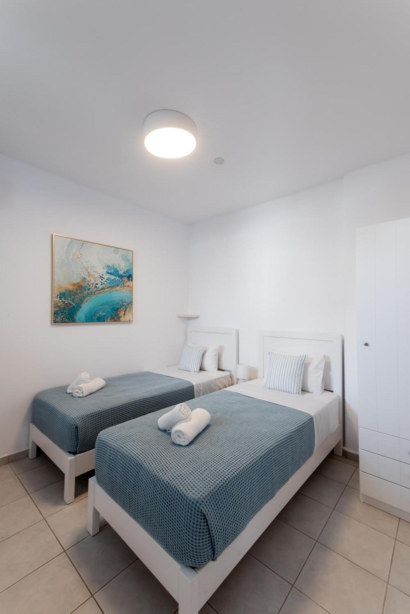 Olive Tree Mykonos Town Semi-Basement Apartment Exterior foto