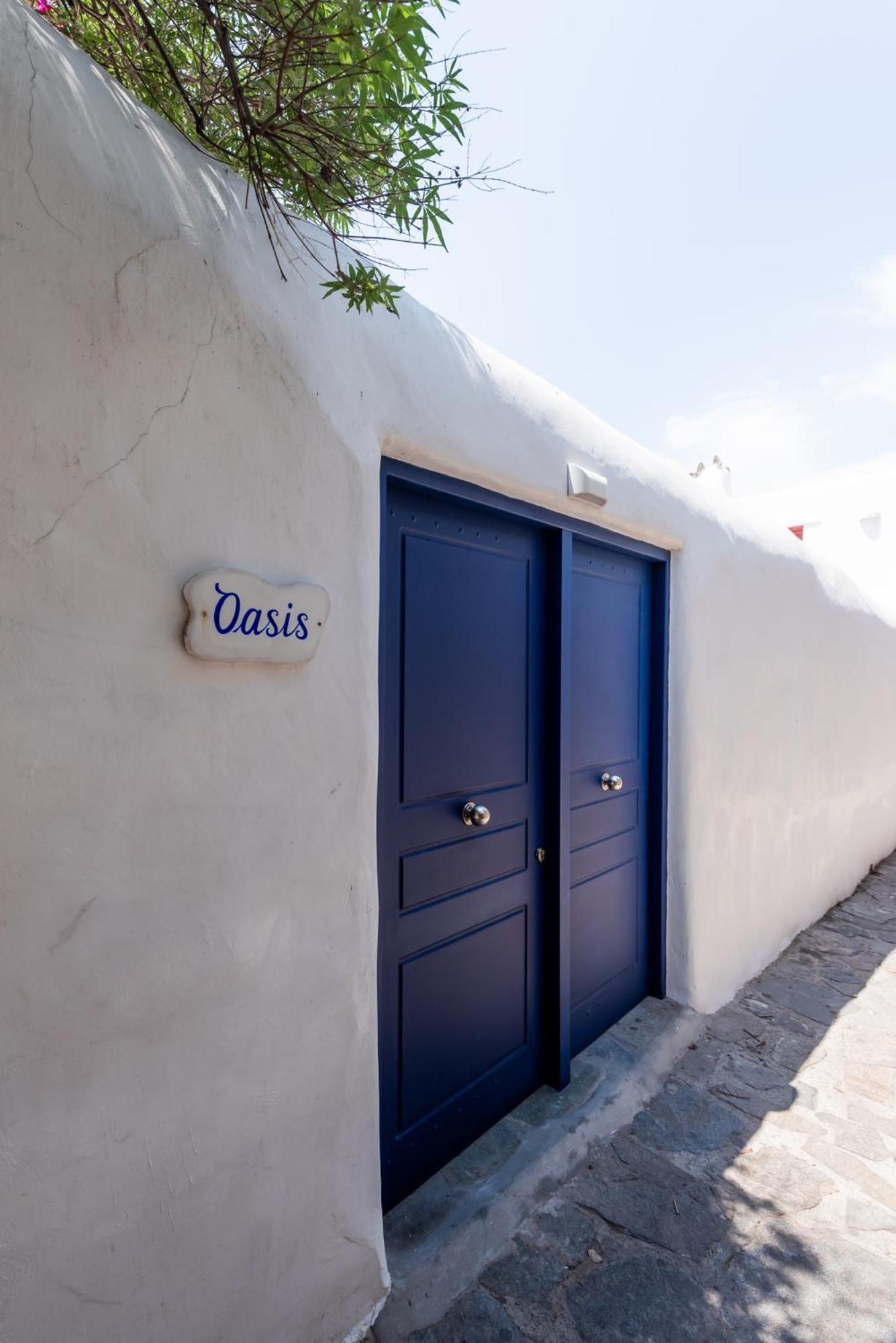 Olive Tree Mykonos Town Semi-Basement Apartment Exterior foto